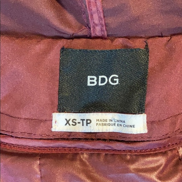 Urban Outfitters // BDG Maroon Jacket - Picture 4 of 14